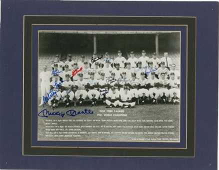 1961 New York Yankees Team Signed 8x10 Photo With 26 Signatures Including Mantle & Maris 
